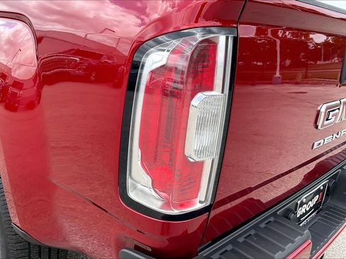 Used 2022 GMC Canyon Denali image 24