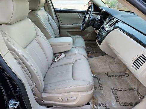 Used 2008 Cadillac DTS image 18