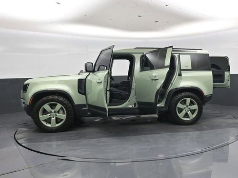 Used 2023 Land Rover Defender 110 75th Limited Edition AWD/4WD image 50
