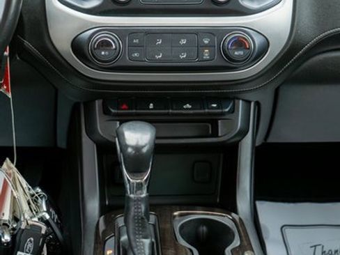 Used 2022 GMC Canyon Elevation image 14