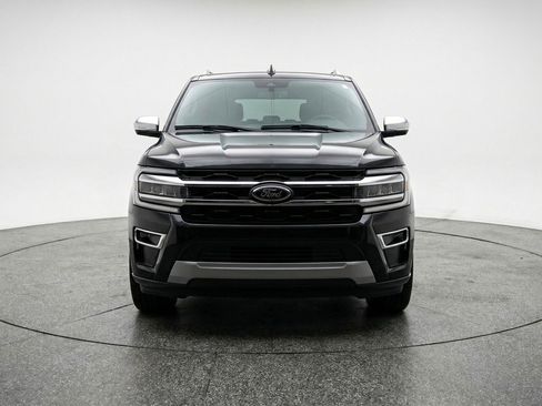 Used 2024 Ford Expedition Max Limited image 2