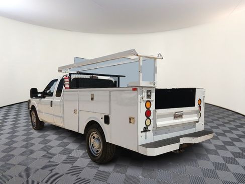 Used 2012 Ford F350 XL RWD image 3
