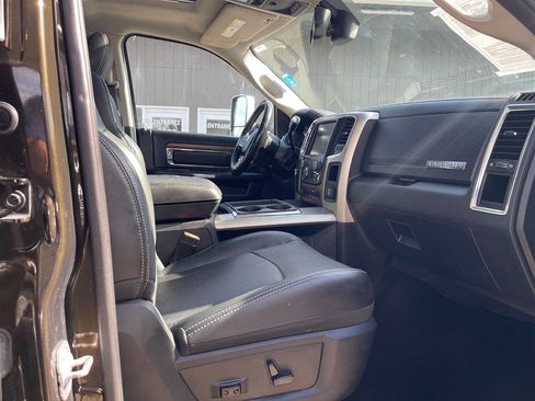 Used 2014 RAM 3500 Laramie image 17