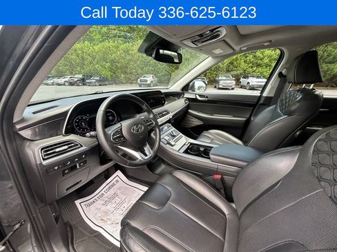 Used 2022 Hyundai Palisade Limited w/ Winter Package FWD image 25