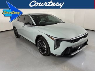 New 2026 Kia K4 GT-Line FWD video 1