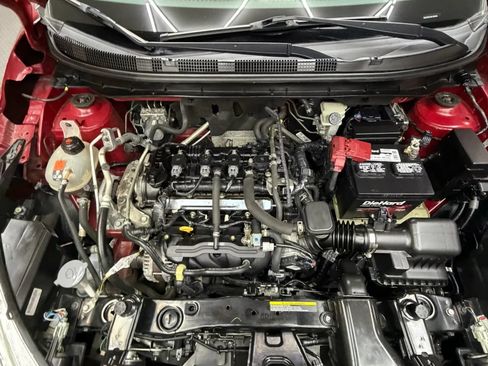 Used 2019 Nissan Kicks SR w/ Exterior Electronics Package FWD image 38