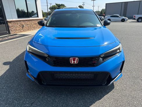 Used 2025 Honda Civic Type R image 11