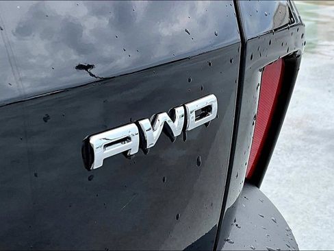 Used 2025 Ford Escape ST-Line Select AWD/4WD image 34