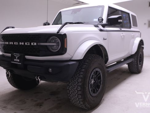 Used 2021 Ford Bronco Wildtrak image 1