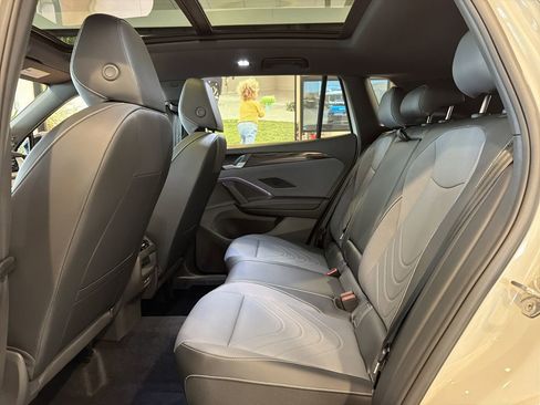 New 2026 Volkswagen Tiguan SE R-Line image 13