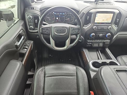 Used 2020 GMC Sierra 2500 Denali w/ Denali Ultimate Package image 11