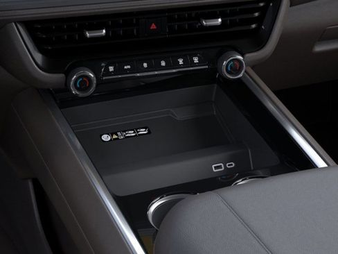 New 2026 Chevrolet Suburban Z71 w/ Comfort Package image 37