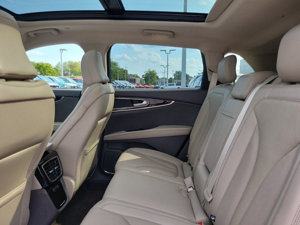 Certified 2023 Lincoln Nautilus Reserve AWD/4WD image 16
