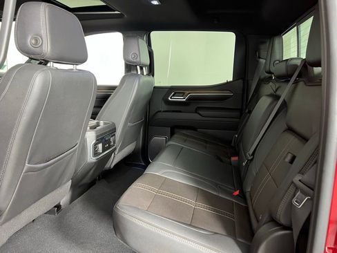 Used 2024 Chevrolet Silverado 1500 High Country w/ High Country Premium Package image 27