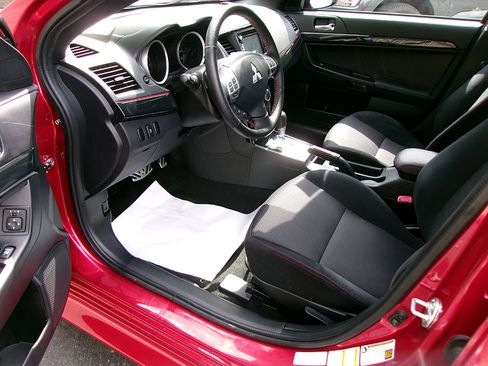 Used 2017 Mitsubishi Lancer LE image 14