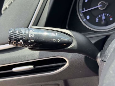 Used 2021 Hyundai Sonata SE FWD image 18