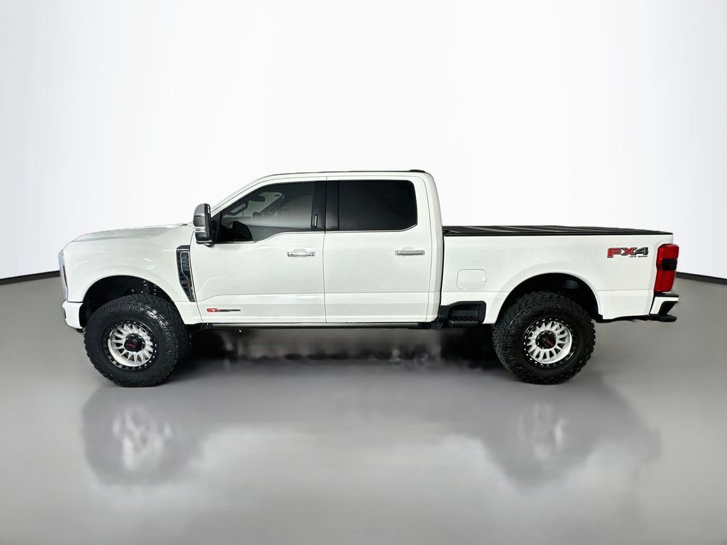 Used 2024 Ford F250 Platinum AWD/4WD image 4