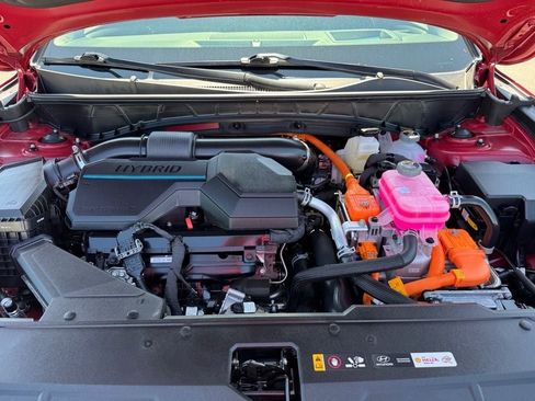 Used 2025 Hyundai Tucson Limited image 12