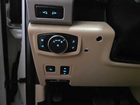 Used 2021 Ford F250 Lariat w/ Lariat Ultimate Package image 42