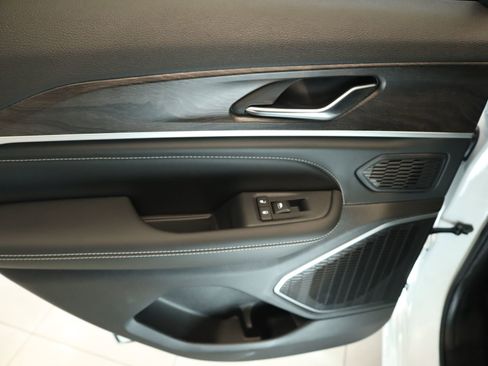 New 2026 Jeep Grand Cherokee Limited image 19