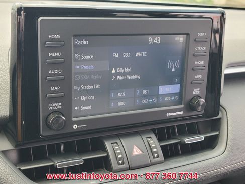 Certified 2022 Toyota RAV4 XLE Premium AWD/4WD image 21