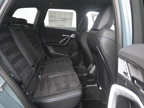 Certified 2025 BMW X1 M35i w/ Premium Package image 21