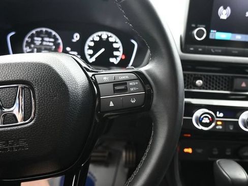 Used 2025 Honda Civic Sport image 15