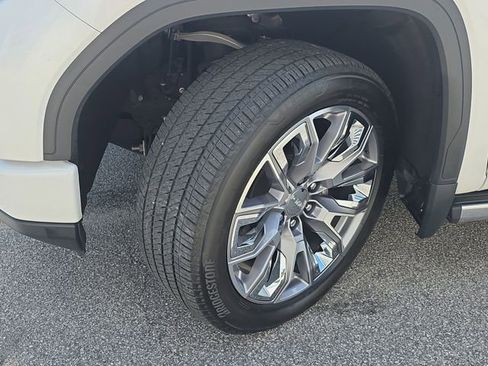 Used 2024 GMC Sierra 1500 Denali AWD/4WD image 34