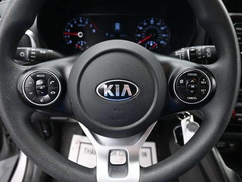 Used 2021 Kia Soul LX FWD image 13