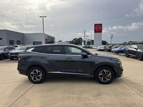 Certified 2024 Kia Sportage LX FWD image 16
