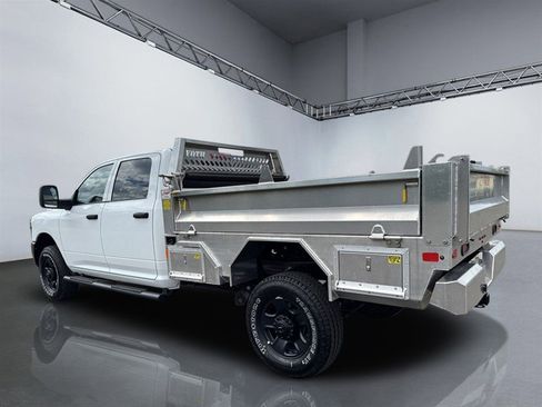 Used 2025 RAM 2500 Tradesman AWD/4WD image 6