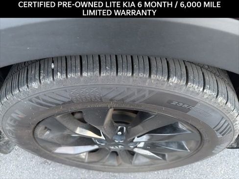 Certified 2020 Kia Sorento S image 9