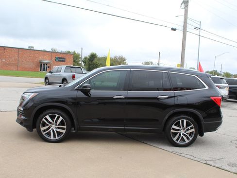 Used 2018 Honda Pilot Elite image 9