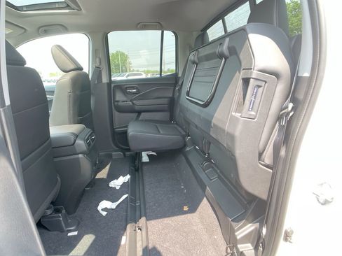 New 2025 Honda Ridgeline RTL image 25