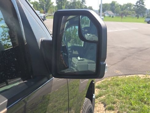 Used 2015 Ford F150 XLT w/ Equipment Group 301A Mid AWD/4WD image 6