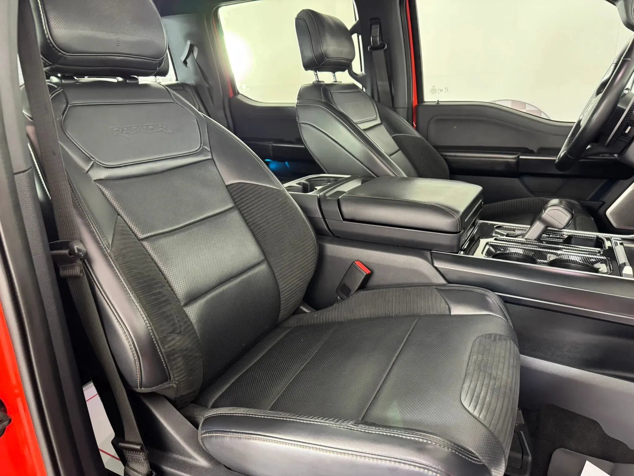 Used 2022 Ford F150 Raptor w/ Raptor 37 Performance Package AWD/4WD image 35