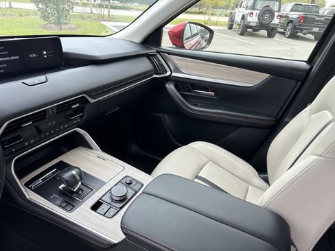 Used 2024 MAZDA CX-90 3.3 Turbo w/ Preferred Package image 24