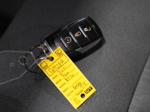 Used 2021 RAM 1500 Big Horn image 30