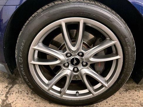 Used 2012 Ford Mustang GT Premium w/ Brembo Brake Pkg image 9