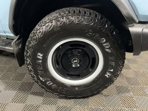 Used 2024 Ford Bronco Heritage Edition AWD/4WD image 41