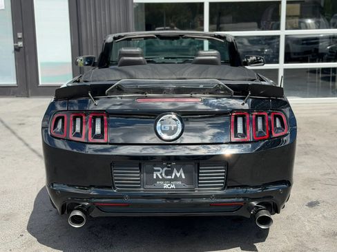 Used 2014 Ford Mustang GT w/ Electronics Package RWD image 17