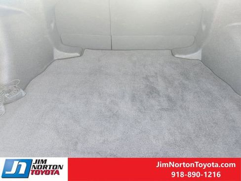 Used 2024 Toyota Corolla SE image 33