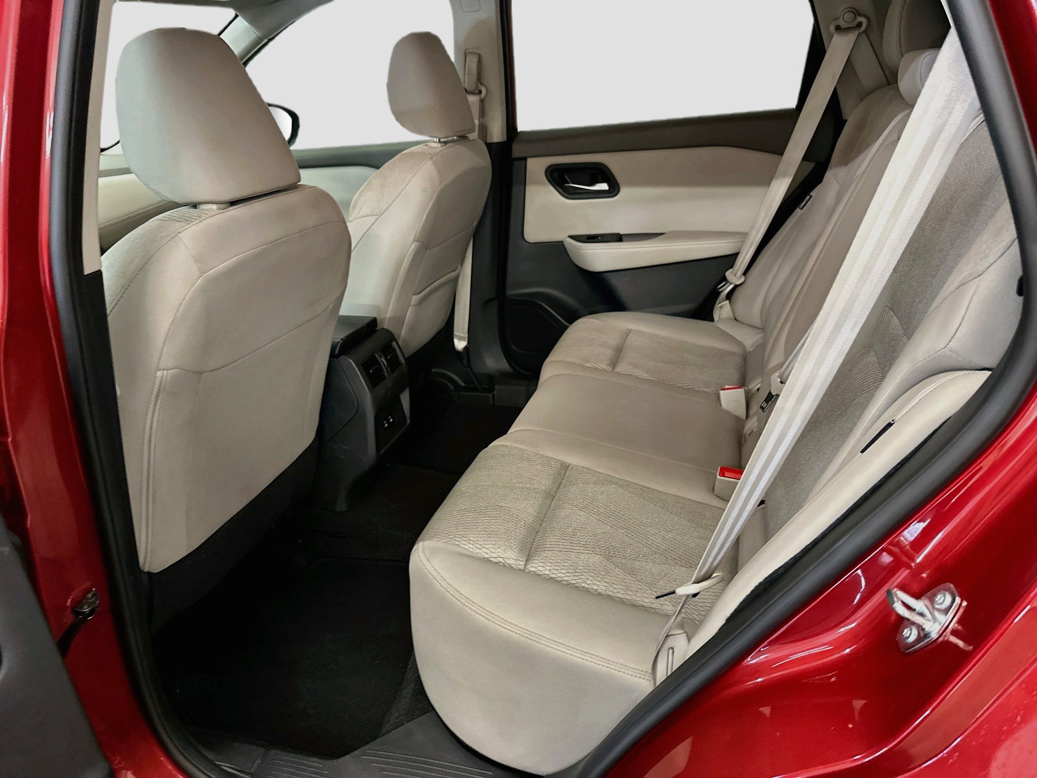 Used 2025 Nissan Rogue SV AWD/4WD image 28