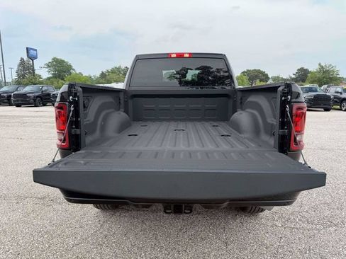New 2026 RAM 2500 Big Horn AWD/4WD image 12