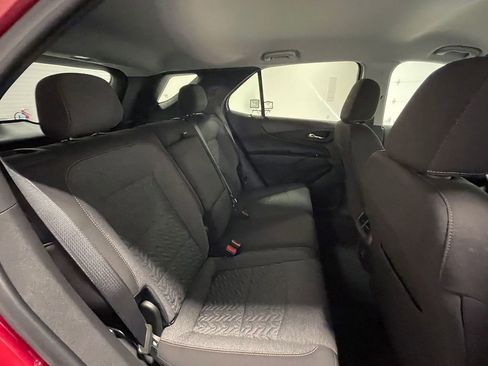 Used 2024 Chevrolet Equinox LT image 24