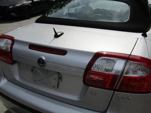Used 2007 Saab 9-3 2.0T w/ Premium Audio Pkg FWD image 14