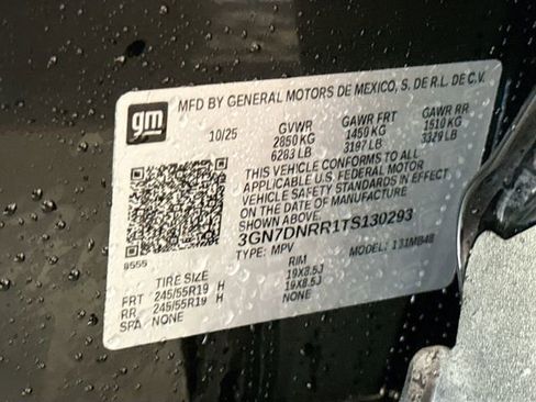 New 2026 Chevrolet Equinox EV LT image 32