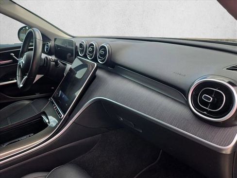 Used 2022 Mercedes-Benz C 300 Sedan image 19