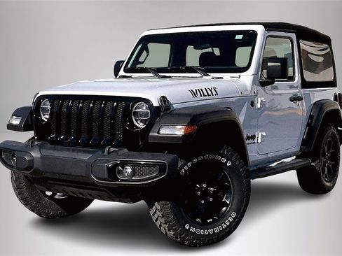 Used 2021 Jeep Wrangler Willys image 2