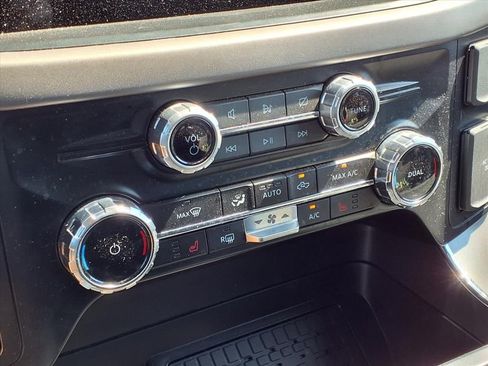 Used 2024 Ford F150 XLT w/ Equipment Group 302A MID image 17